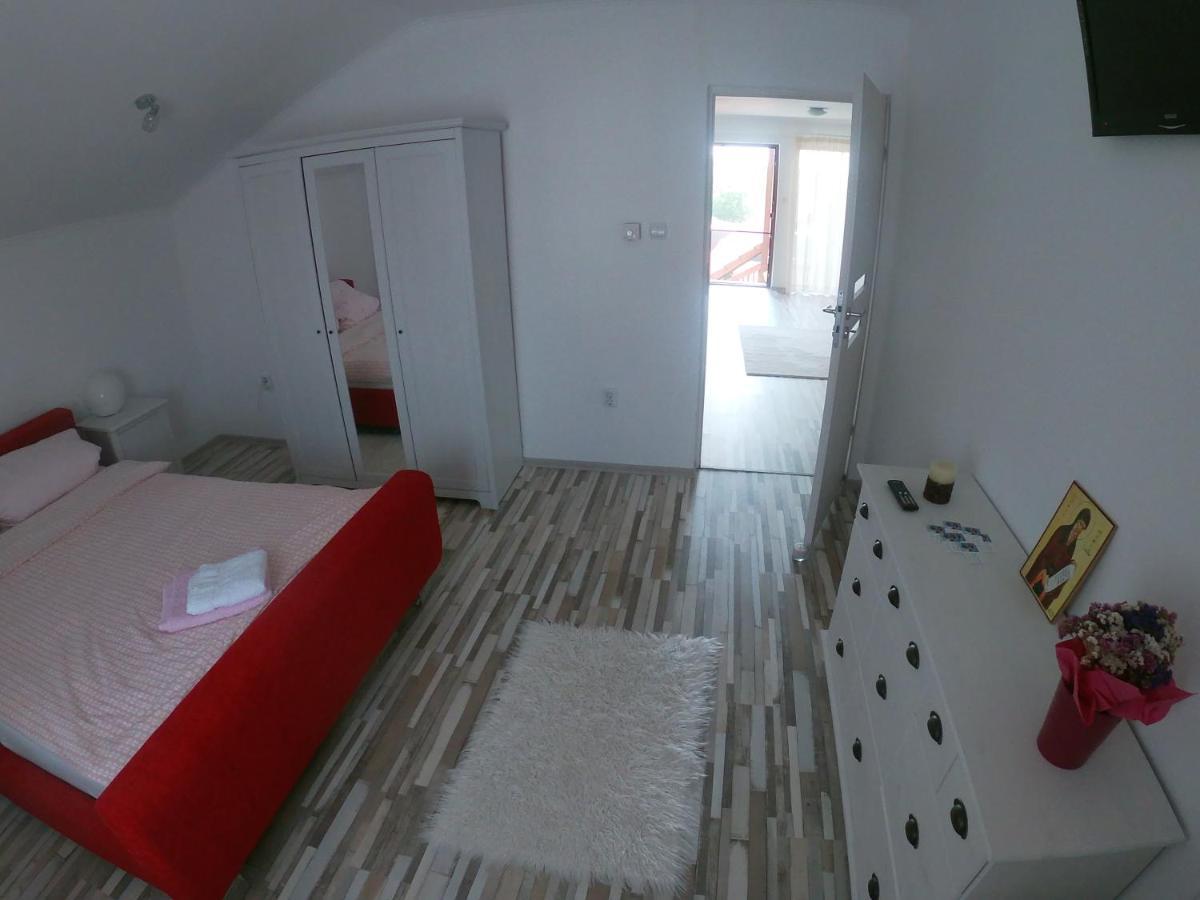 Casa Sannicolau Panzió Nagyszentmiklós Kültér fotó