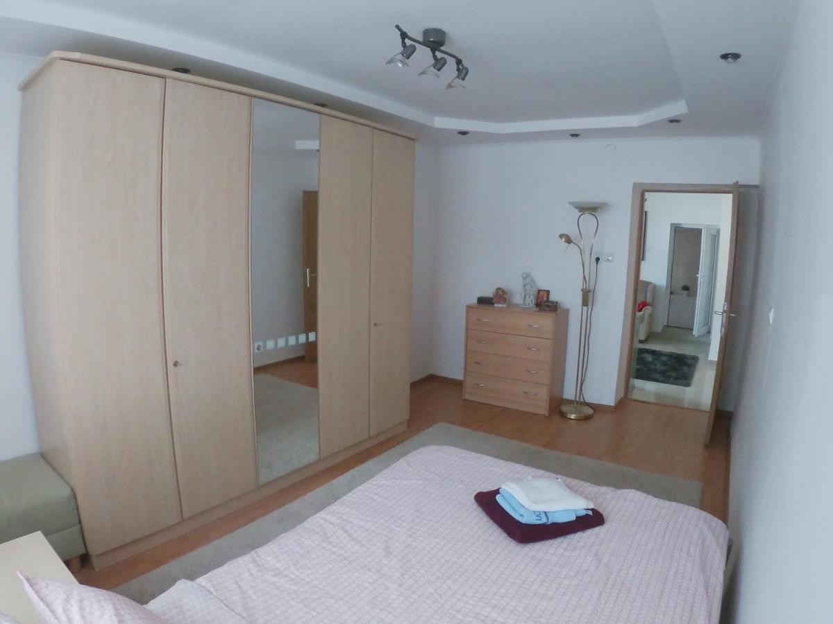 Casa Sannicolau Panzió Nagyszentmiklós Kültér fotó